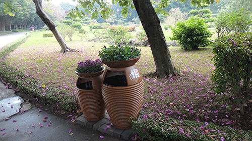  汕頭玻璃鋼花盆垃圾桶，點(diǎn)綴公園好環(huán)境。